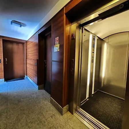 Hostdomus - Les Etoiles Apartament *